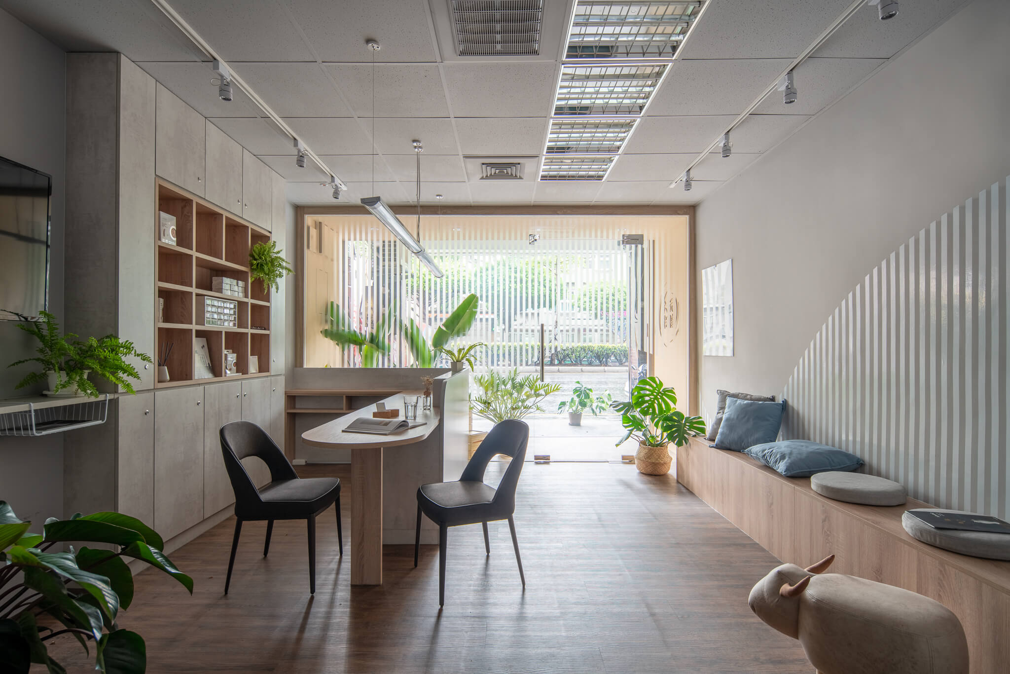 Commercial Interiors-05